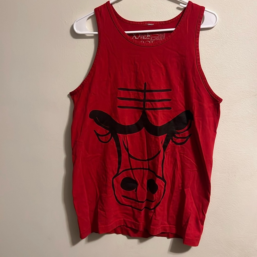Rot10, size medium, Red Bulls tank top